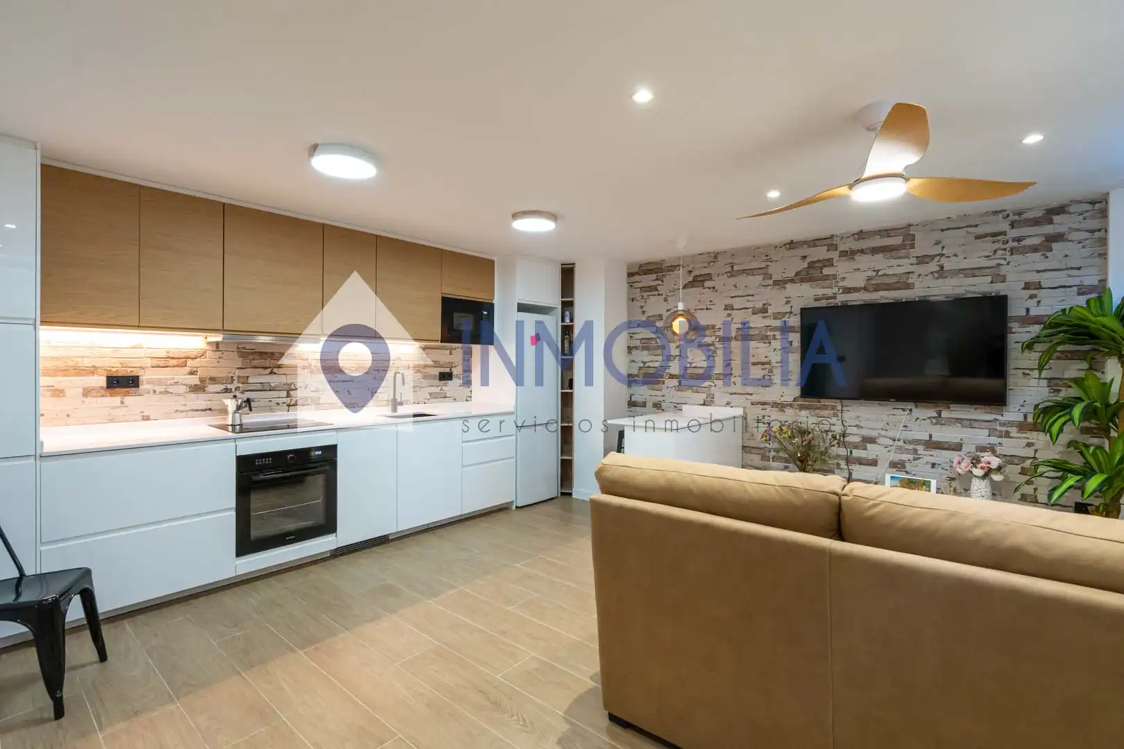 Piso en venta en Calle de Francisco Requena, imagen 2