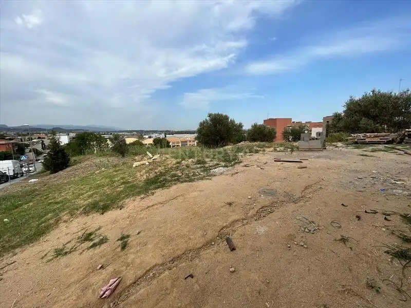 Terreno industrial en venta en Sentmenat