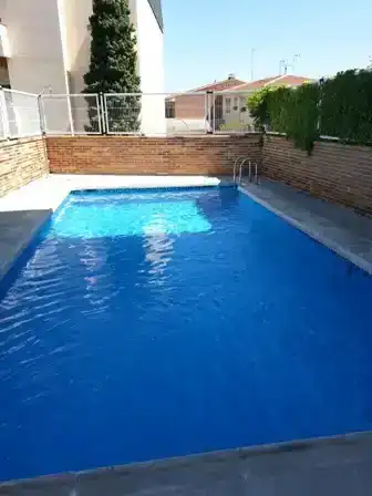 Piscina de Estudi de lloguer en Pozuelo de Alarcón amb Calefacció, Jardí privat i Parquet