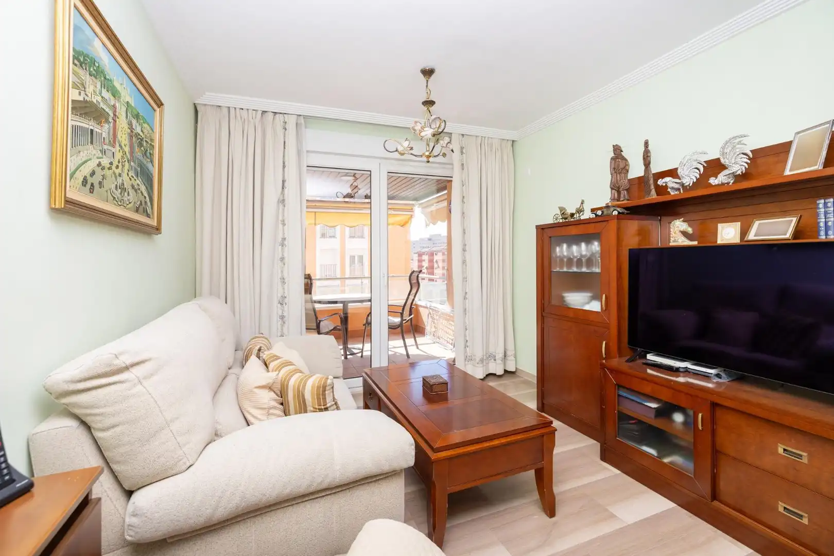 Sala de estar de Piso en venta en Granada con Aire acondicionado, Calefacción y Terraza