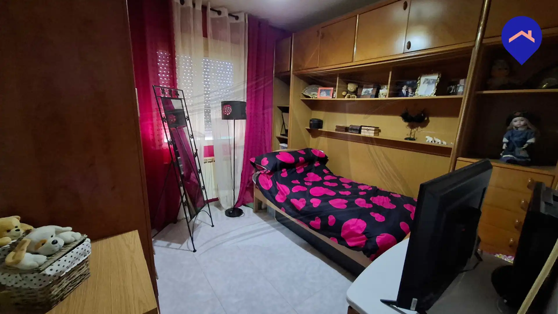 Habitación de Casa o chalet en venta en Pioz con Calefacción, Jardín privado y Trastero