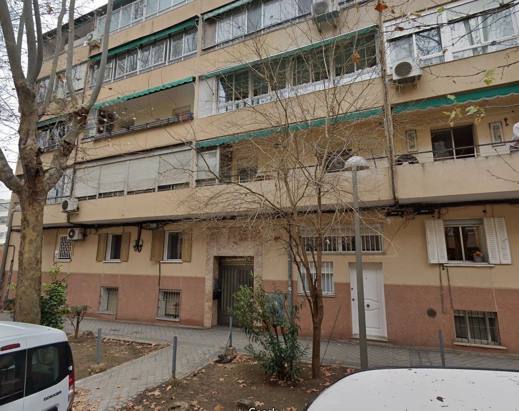 Vista exterior de Pis en venda en  Madrid Capital amb Calefacció