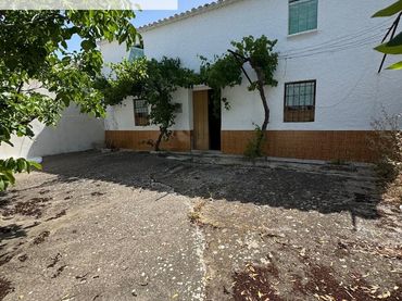 Casa rústica en venda a Alcaudete