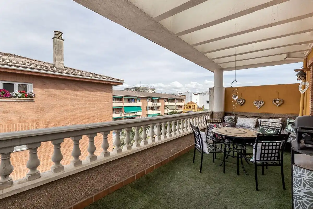 Terrasse von Dachboden zur Miete in Maracena mit Terrasse und Möbliert