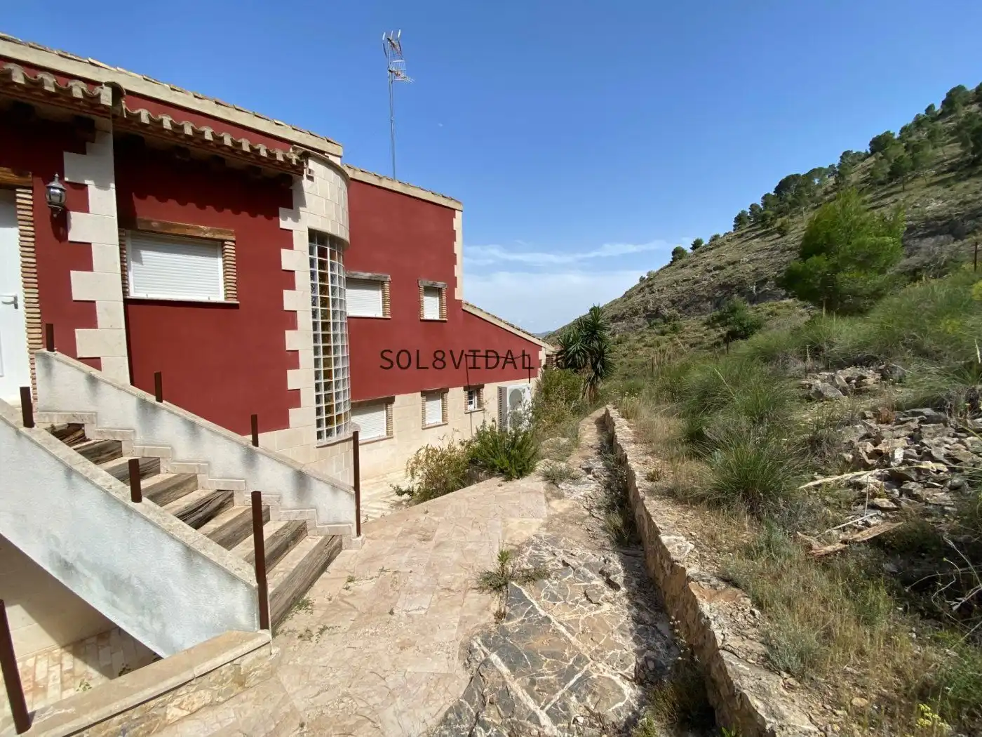 Vista exterior de Casa o xalet en venda en Orihuela amb Aire condicionat, Jardí privat i Terrassa