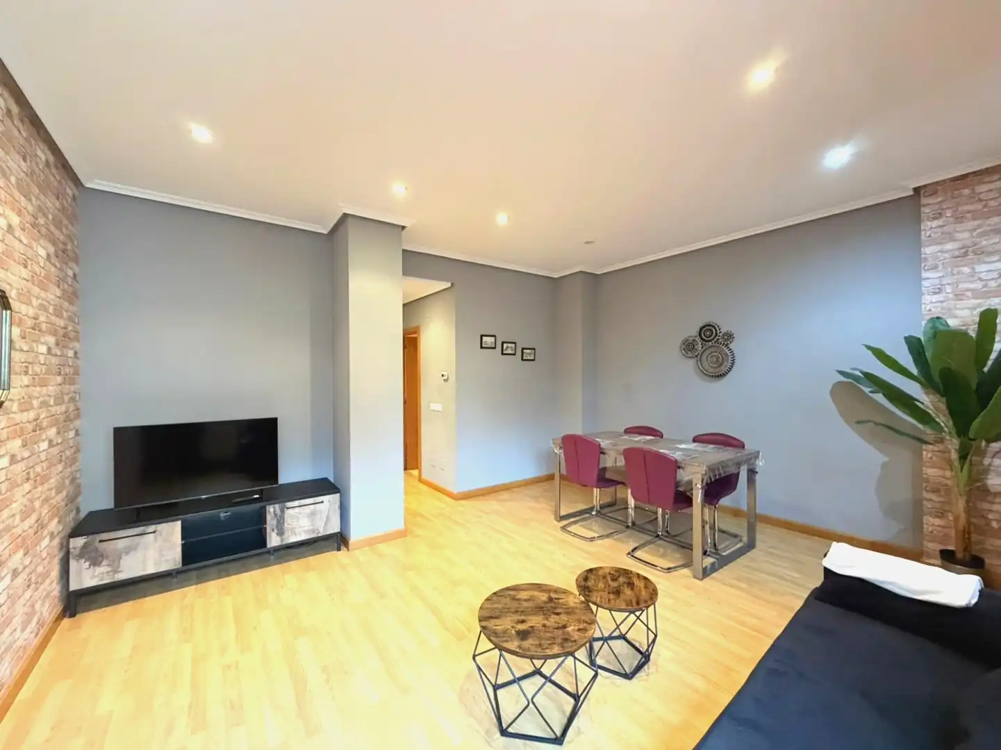 Sala de estar de Piso en venta en Avilés con Trastero y Amueblado