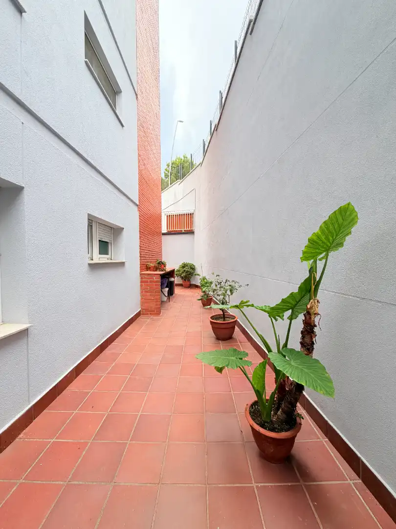 Terraza de Piso en venta en Corbera de Llobregat con Calefacción, Parquet y Terraza