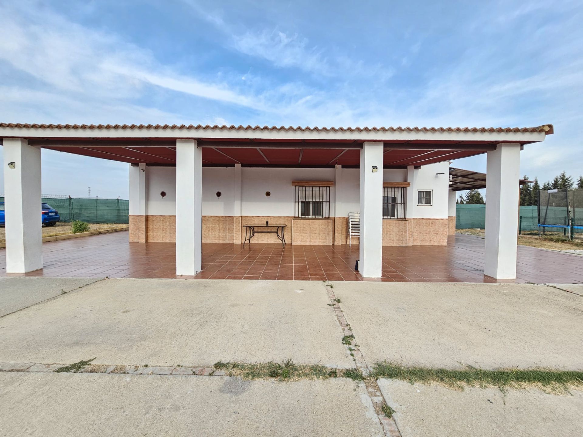 Vista exterior de Finca rústica en venda en  Huelva Capital amb Aire condicionat i Jardí privat