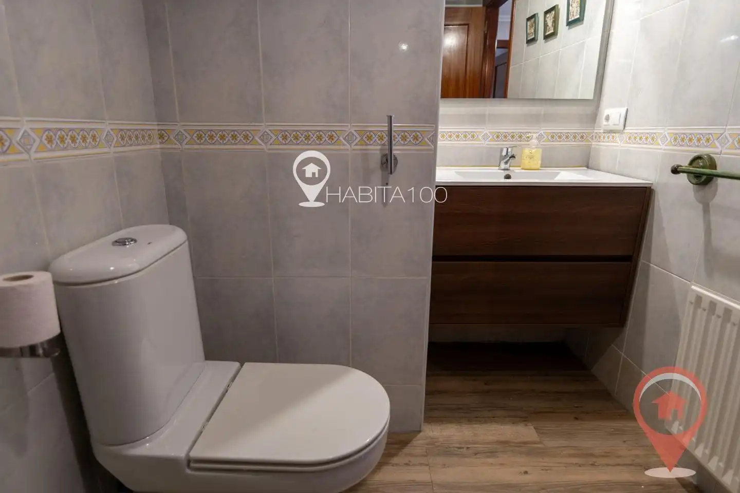 Baño de Piso en venta en Cuenca con Calefacción y Trastero