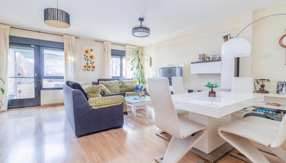 Foto 1 de Casa adosada en venda a Calle Rosalia de Castro, 11, Campo Real, Madrid