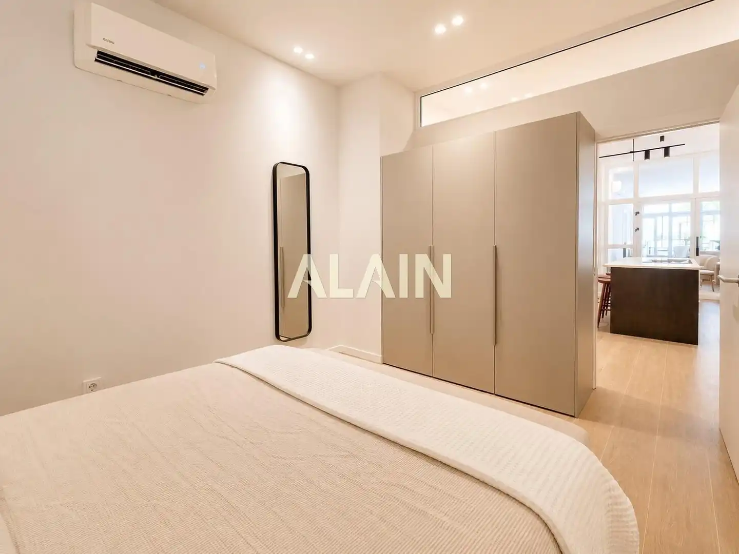 Habitación de Piso en venta en Valencia