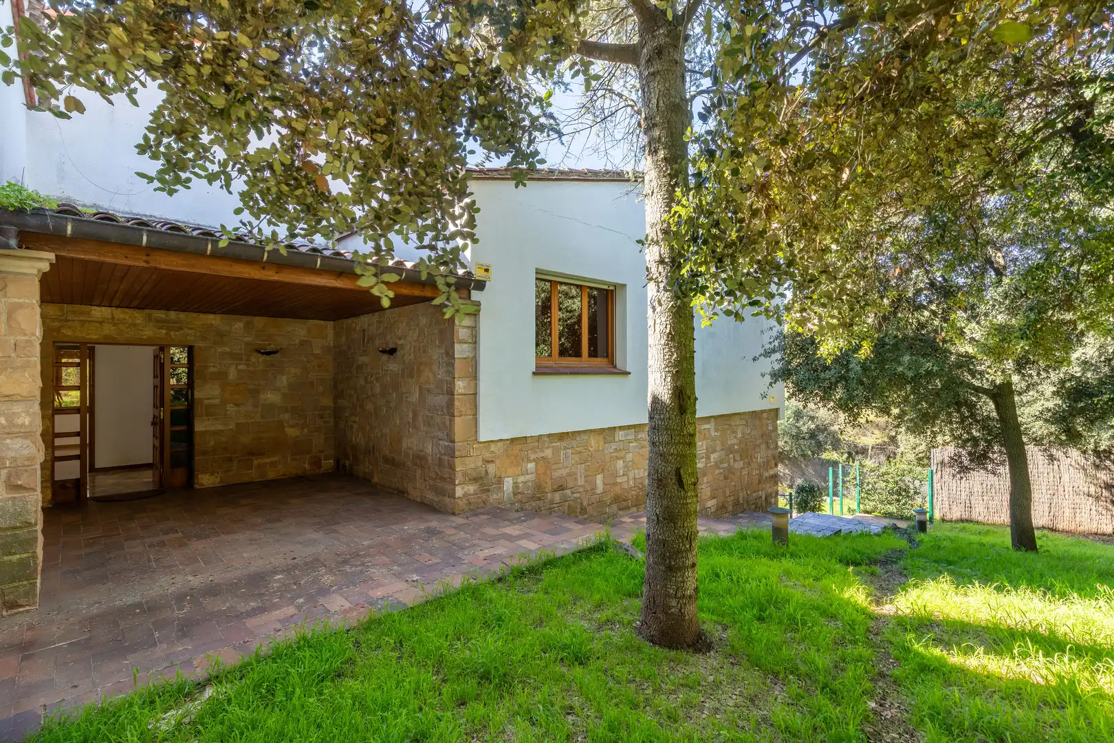Vista exterior de Casa o xalet en venda en Matadepera amb Calefacció, Jardí privat i Traster