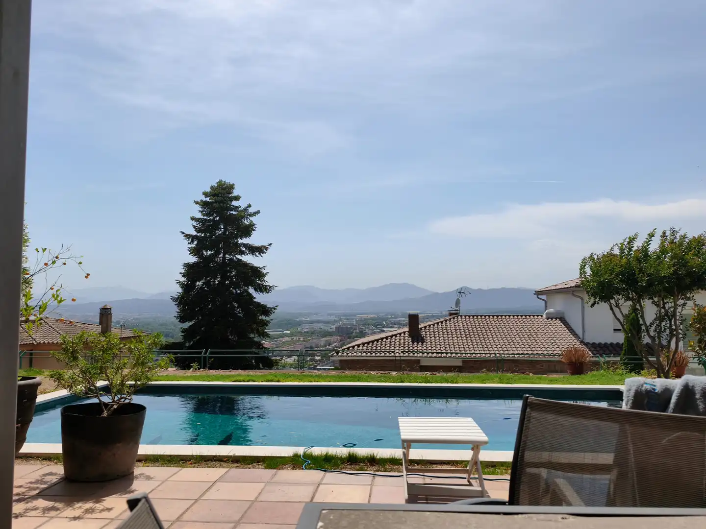 Piscina de Casa o xalet de lloguer en Girona amb Aire condicionat, Calefacció i Jardí privat