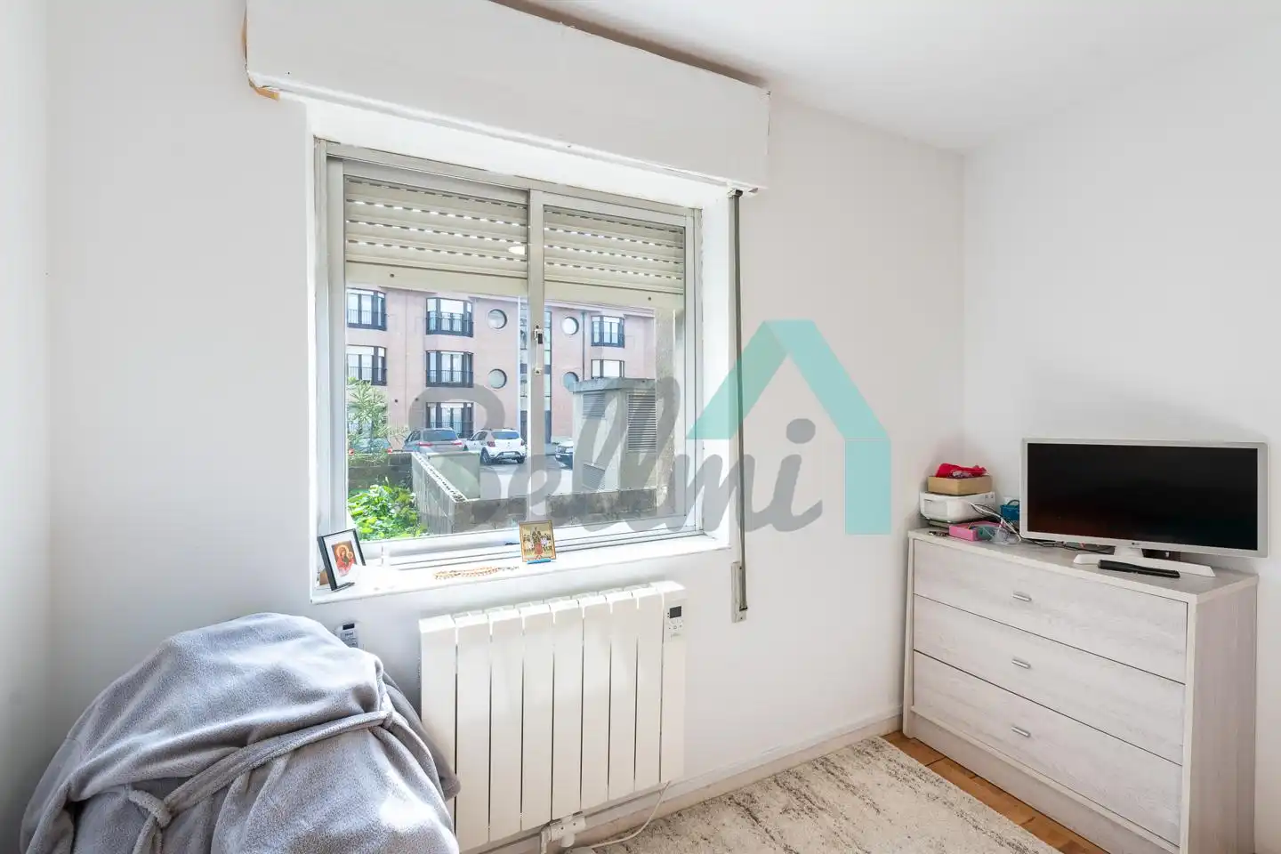 Habitación de Planta baja en venta en Avilés con Calefacción, Parquet y Trastero