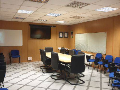 Nave industrial en Alquiler en Calle Carpinteros en Urbanización Este - Montepríncipe