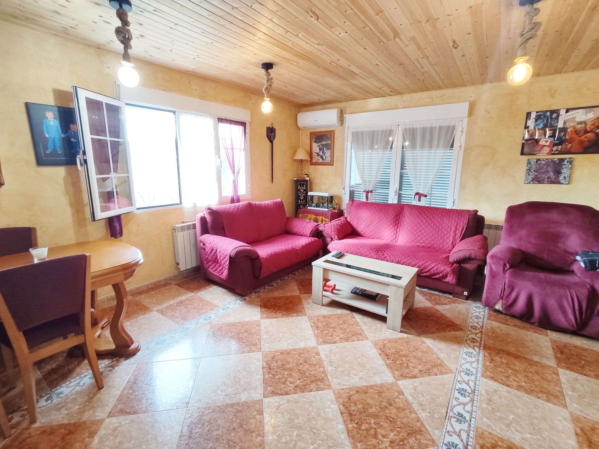 Living room of House or chalet for sale in Valdemaqueda  with Air Conditioner, Heating and Private garden