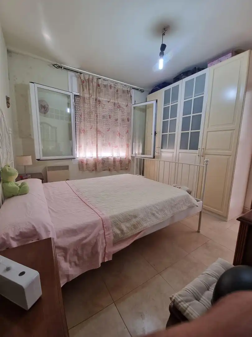 Habitación de Casa adosada en venta en Castellar del Vallès con Calefacción, Jardín privado y Terraza