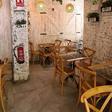 Local de alquiler en Castellana