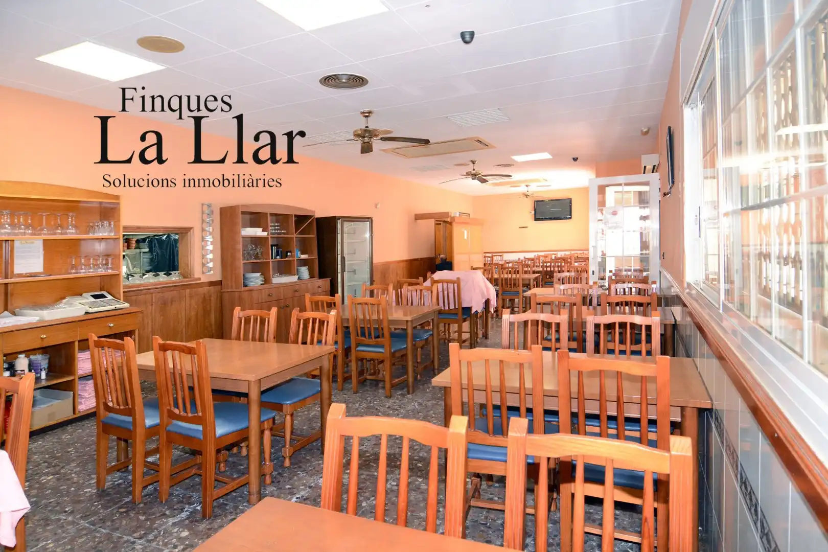 Commercial properties for sale in d'Ernest Lluch, Torrent Ballester