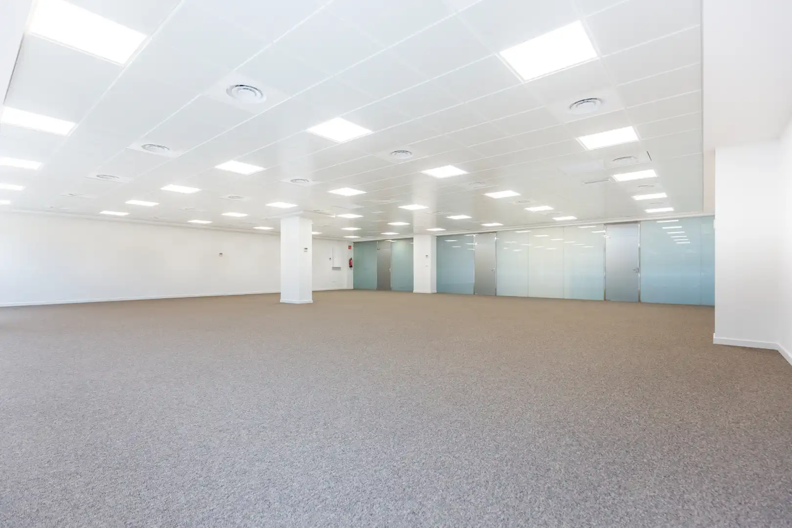 Oficina de alquiler en Sant Cugat del Vallès con Aire acondicionado, Calefacción y Internet