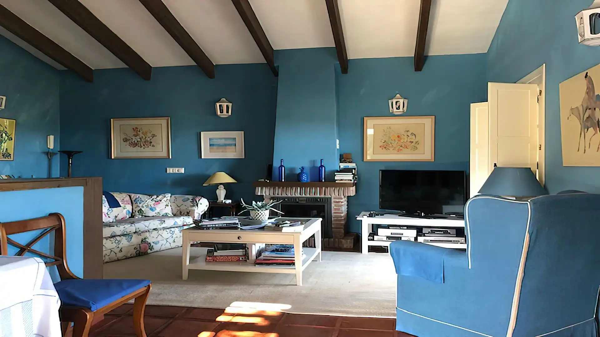 Sala d'estar de Finca rústica en venda en Mijas amb Aire condicionat, Traster i Piscina