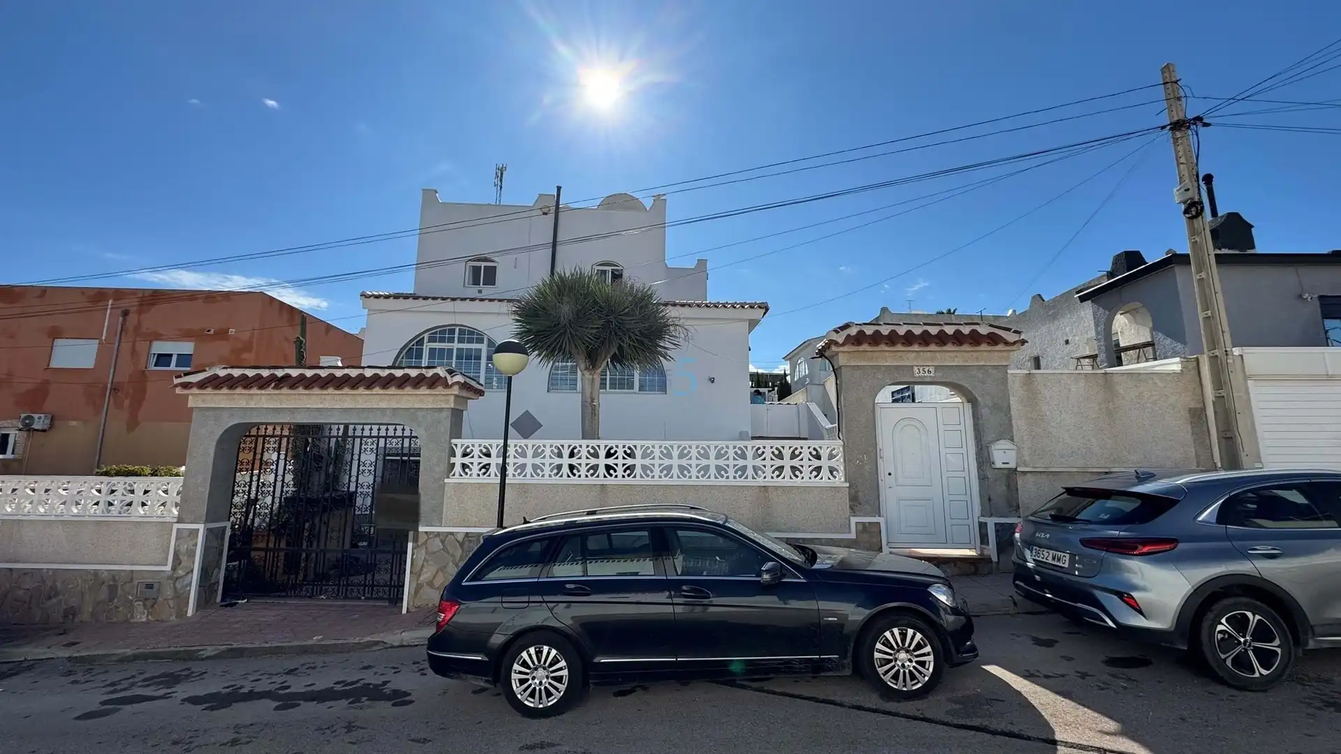 Maison avec piscine à vendre à Calle El Grove