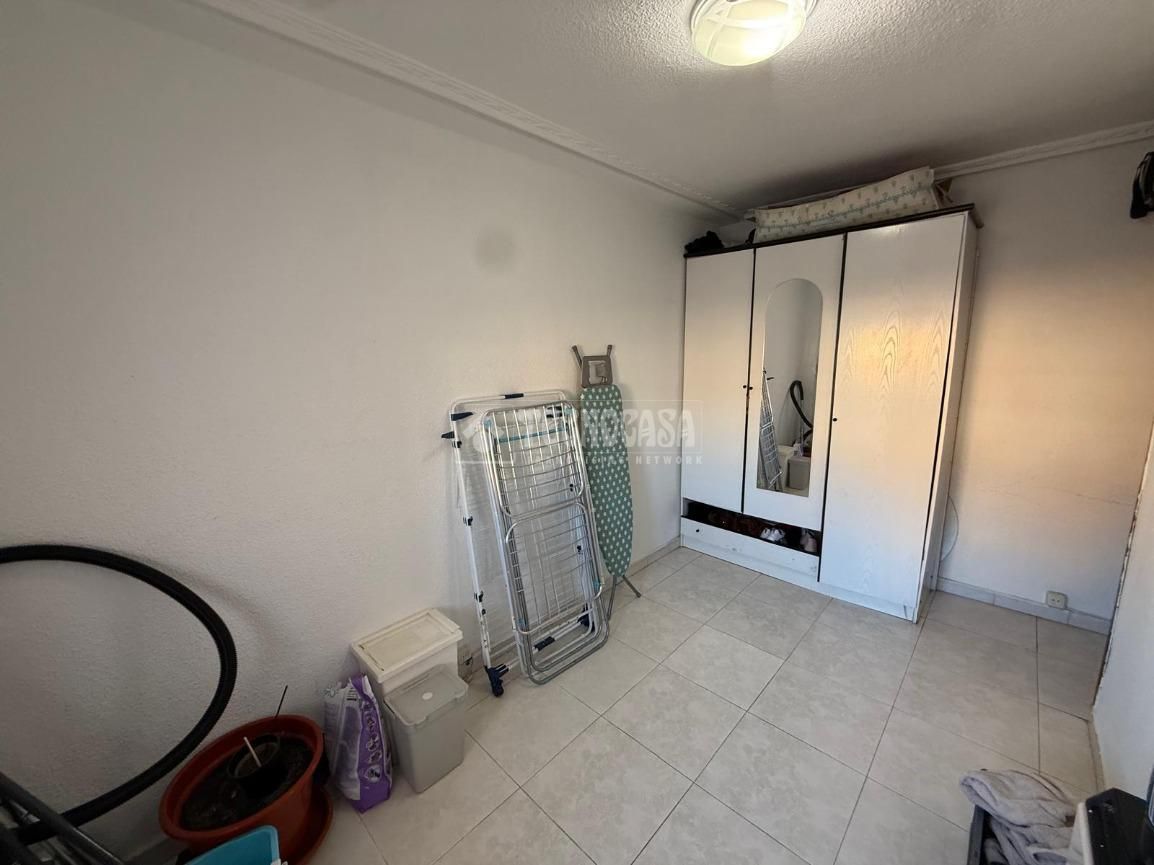 Piso en venta en Reyes Católicos