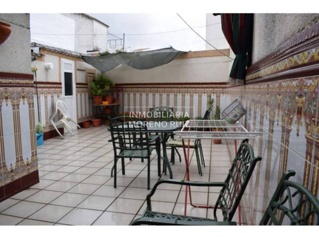 Casa-chalet en Venta en Baena