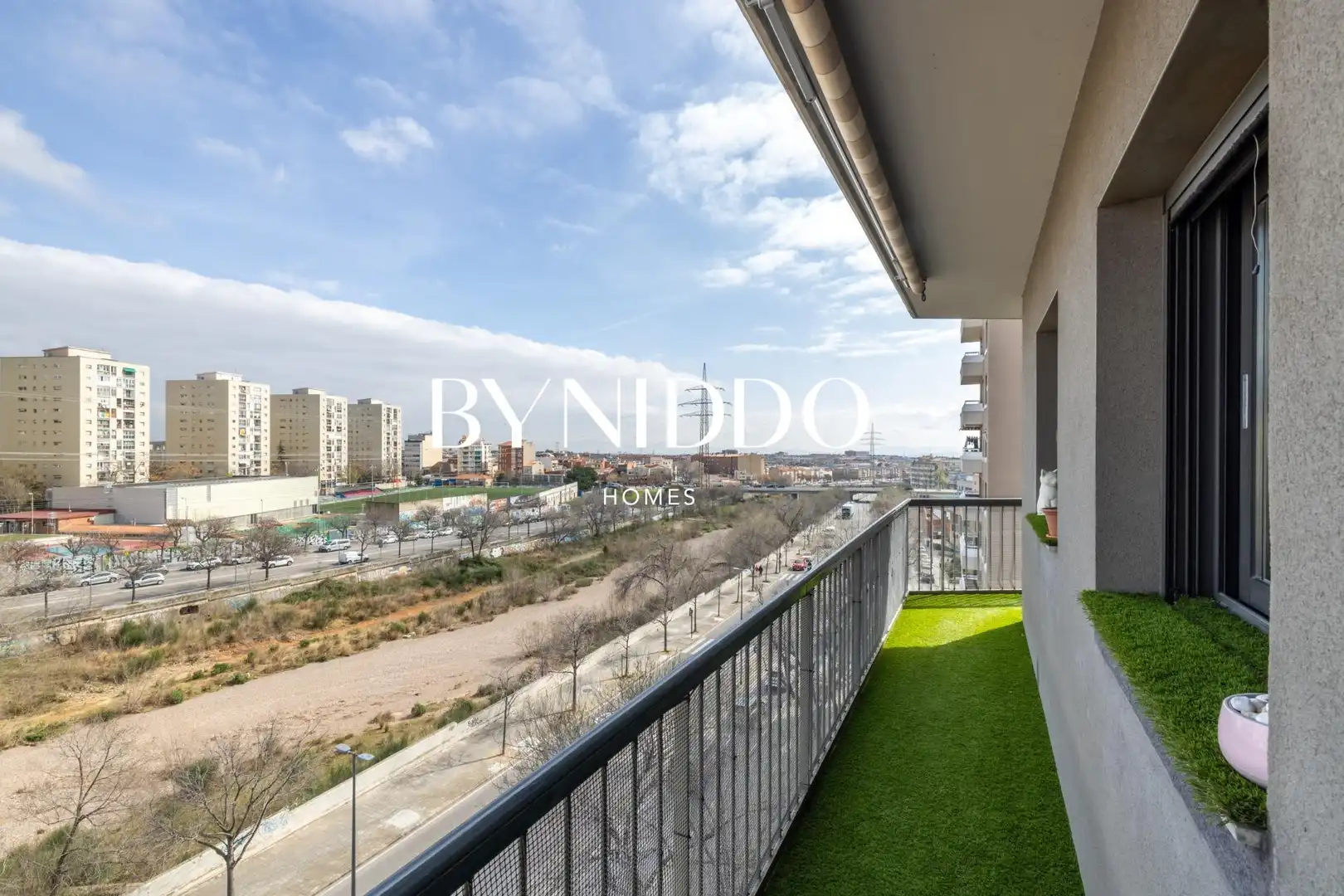 Vista exterior de Dúplex en venda en Terrassa amb Aire condicionat, Calefacció i Parquet