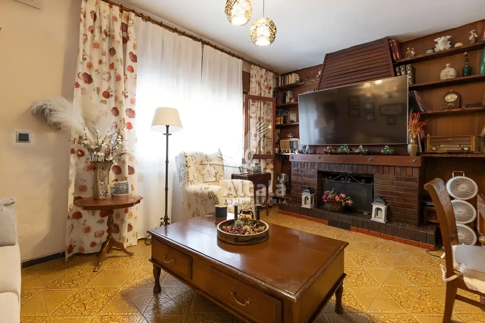 Sala de estar de Casa o chalet en venta en Tielmes con Aire acondicionado, Calefacción y Jardín privado
