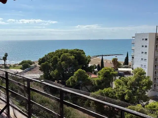 Vista exterior de Apartamento de alquiler en Benicasim / Benicàssim con Calefacción, Jardín privado y Terraza