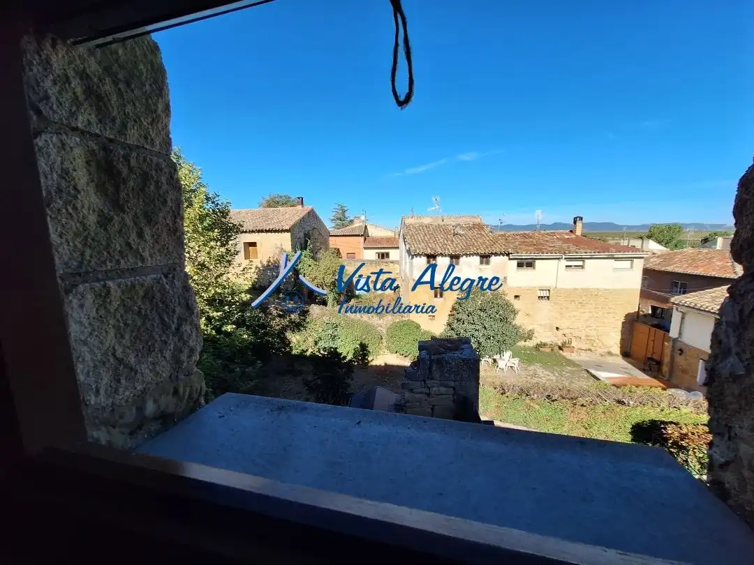 Casa o chalet en venta en Ollauri con Calefacción, Trastero y Amueblado