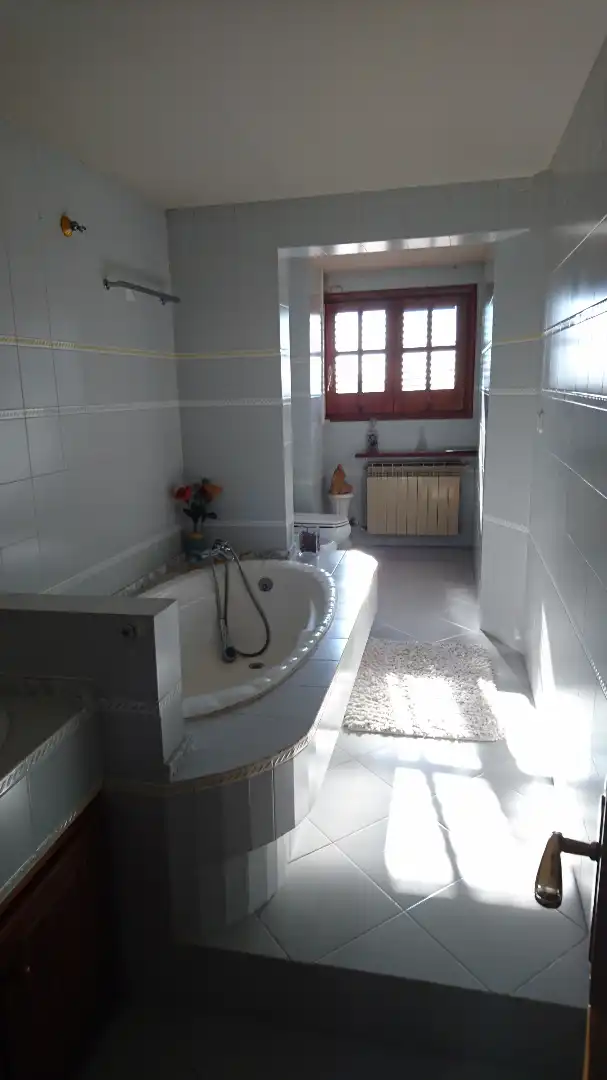Baño de Casa o chalet en venta en Lliçà d'Amunt con Aire acondicionado, Calefacción y Jardín privado