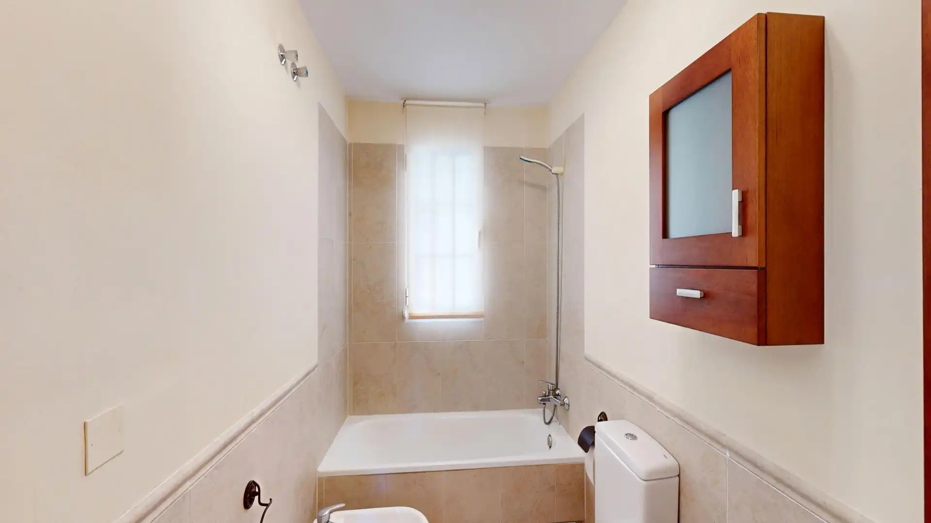 Baño de Piso en venta en Molina de Segura con Aire acondicionado, Terraza y Trastero