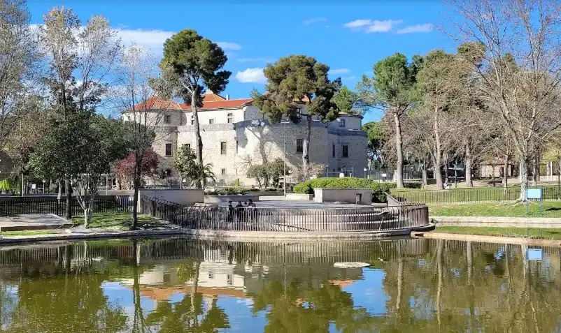 Villa mit Terrasse zum Verkauf in Calle Miño