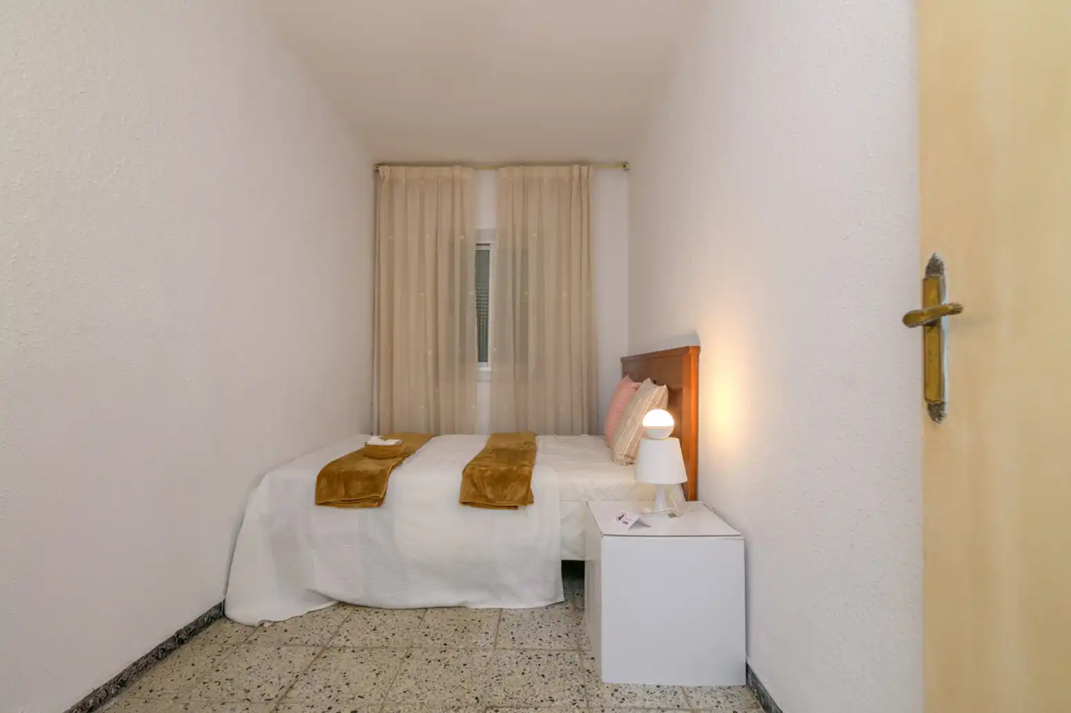 Habitación de Piso en venta en Sant Feliu de Llobregat con Balcón