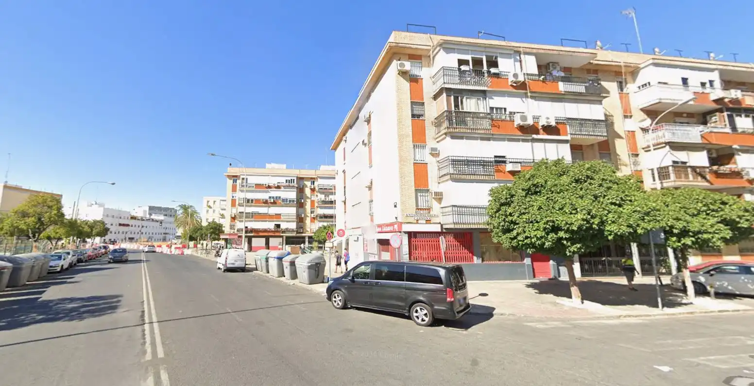 Flat for sale in Calle DOCTOR ANTONIO HERRERA CARMONA, imagen 3