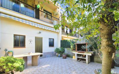Garden of House or chalet for sale in Terrassa  with Air Conditioner, Heating and Private garden