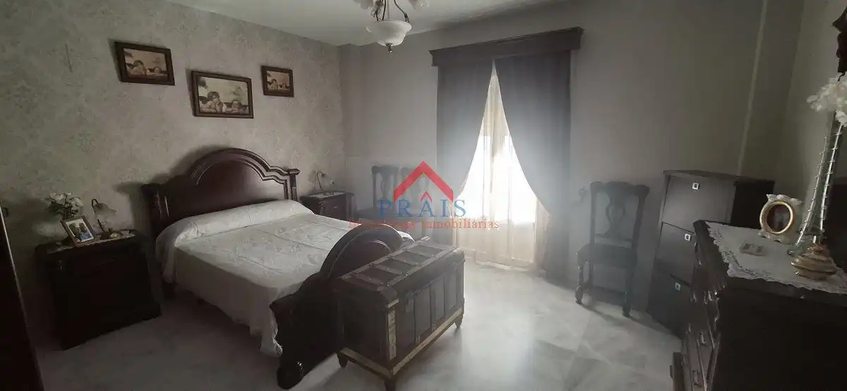 Habitación de Casa adosada en venta en Utrera con Aire acondicionado y Trastero