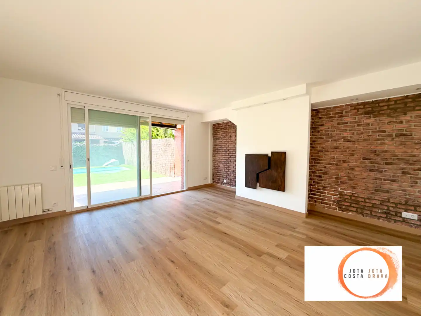 Wohnzimmer von Einfamilien-Reihenhaus zum Verkauf in Tordera mit Heizung, Privatgarten und Parkett