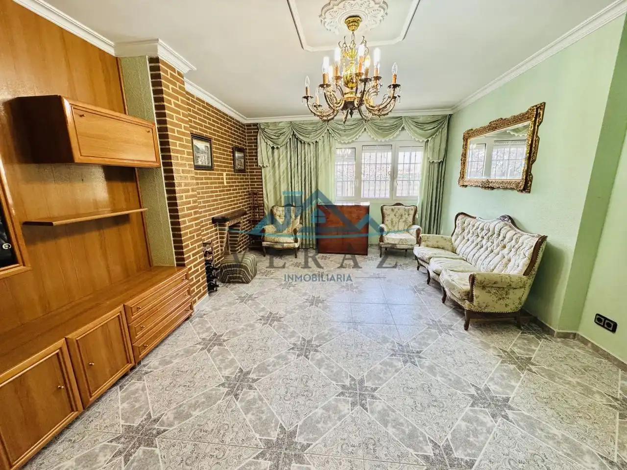 Sala d'estar de Casa o xalet en venda en Talavera de la Reina amb Aire condicionat, Calefacció i Jardí privat
