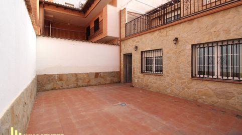 Foto 3 de Casa o chalet en venta en Calle Azucena, Fuensalida, Toledo