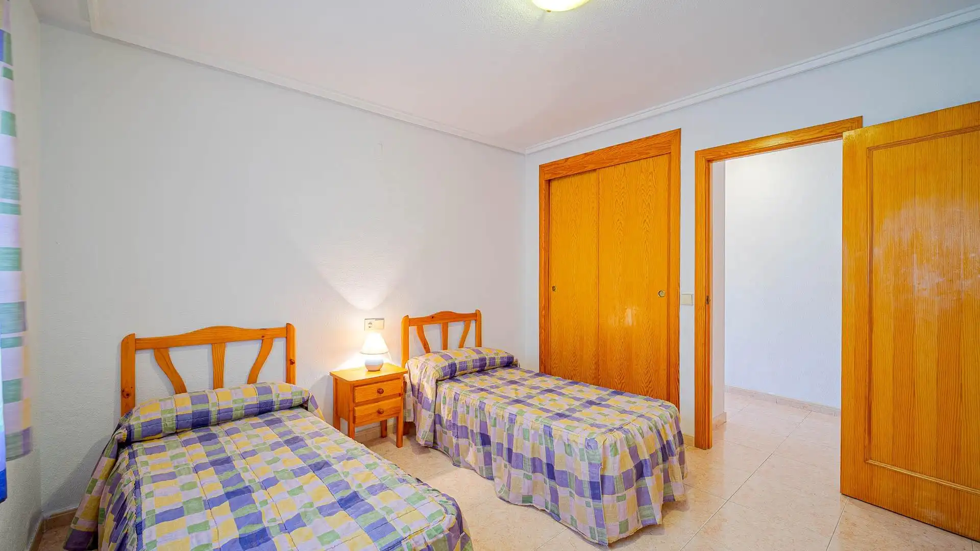 Dormitori de Àtic en venda en Torrevieja amb Terrassa, Moblat i Piscina comunitària