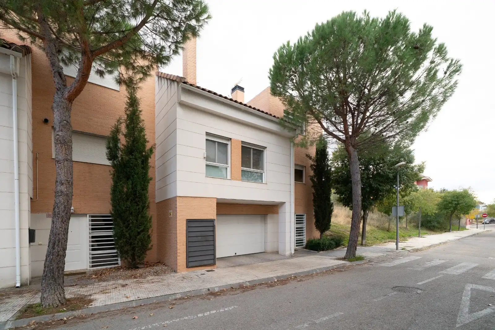 Vista exterior de Casa o xalet en venda en Aranjuez amb Aire condicionat, Calefacció i Terrassa