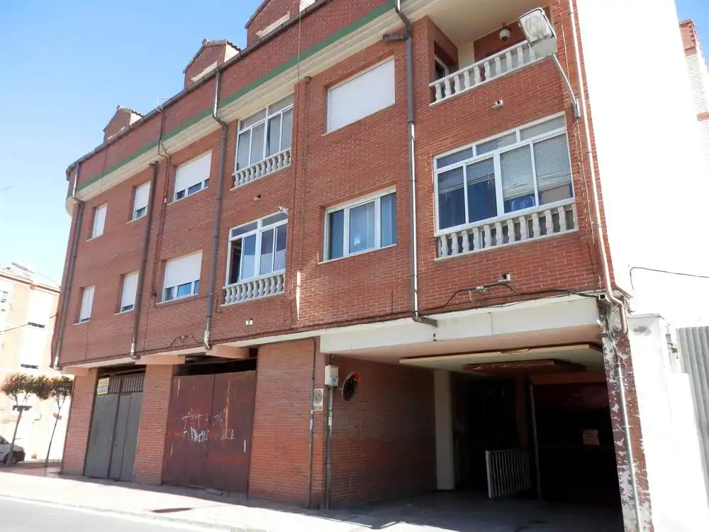 Parkplatz zum Verkauf in Calle Zamora 10, imagen 2
