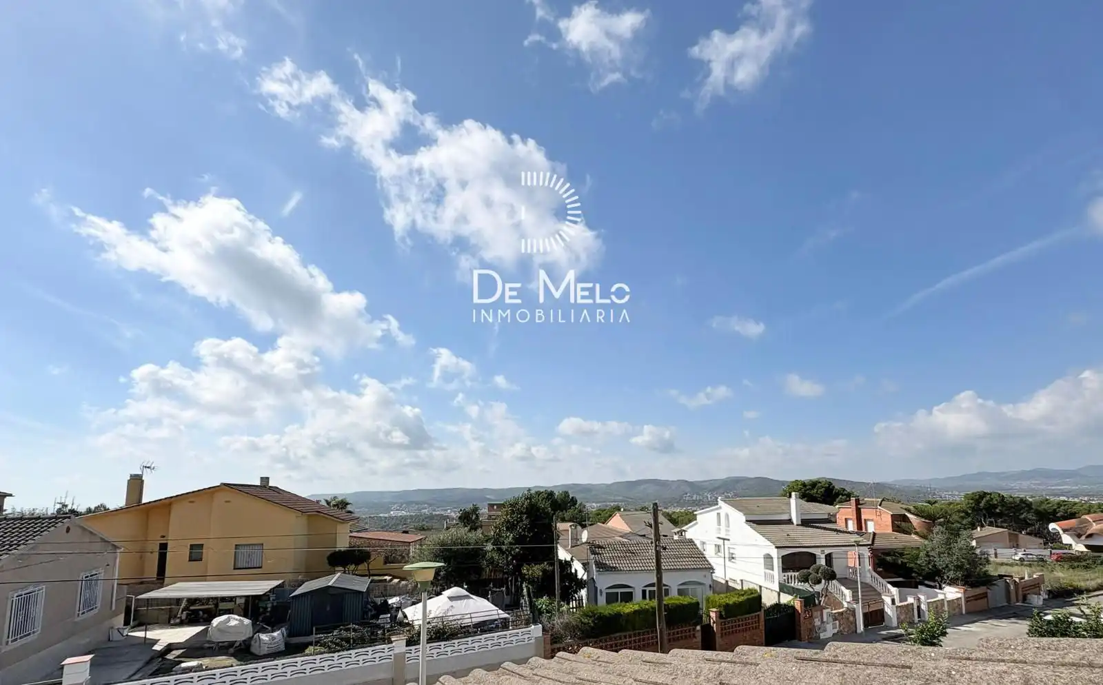 Vista exterior de Casa o xalet en venda en Bellvei amb Aire condicionat, Calefacció i Terrassa