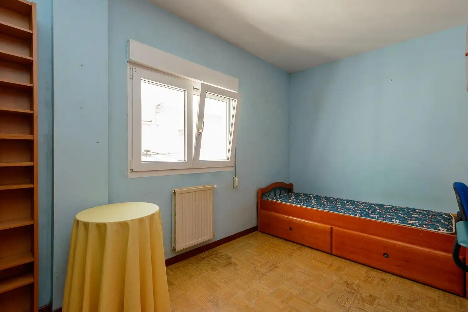 Habitación de Piso en venta en Siero con Calefacción, Trastero y Amueblado