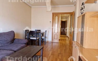Wohnzimmer von Wohnung zum verkauf in Salamanca Capital mit Balkon