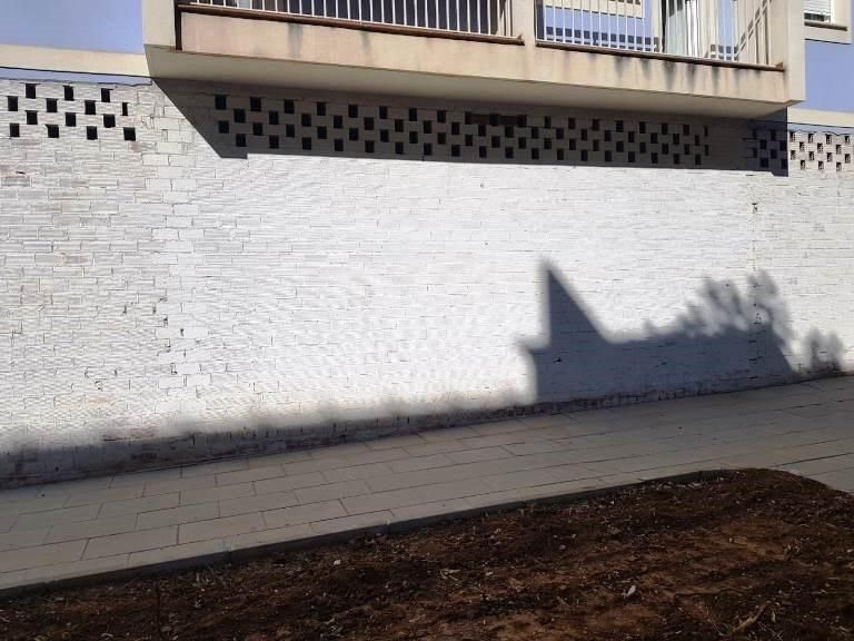 Vista exterior de Local en venda en Puente Genil