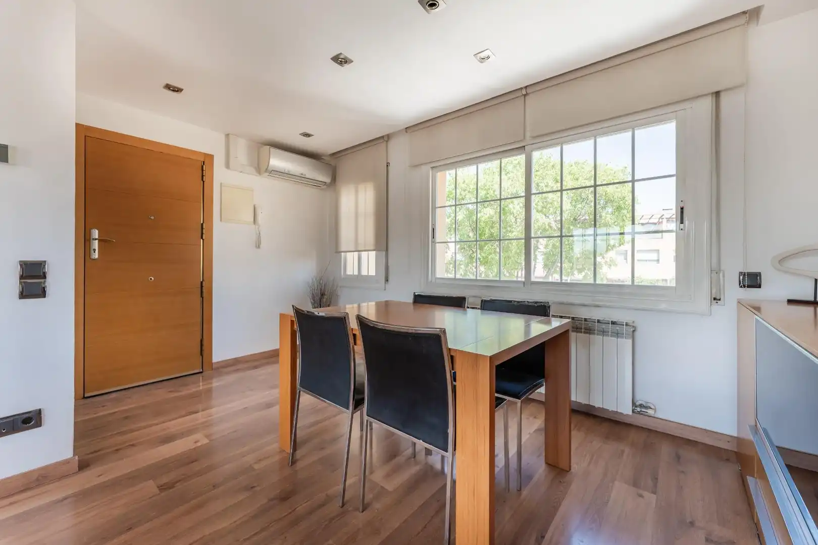 Comedor de Piso en venta en Parets del Vallès con Aire acondicionado, Calefacción y Parquet